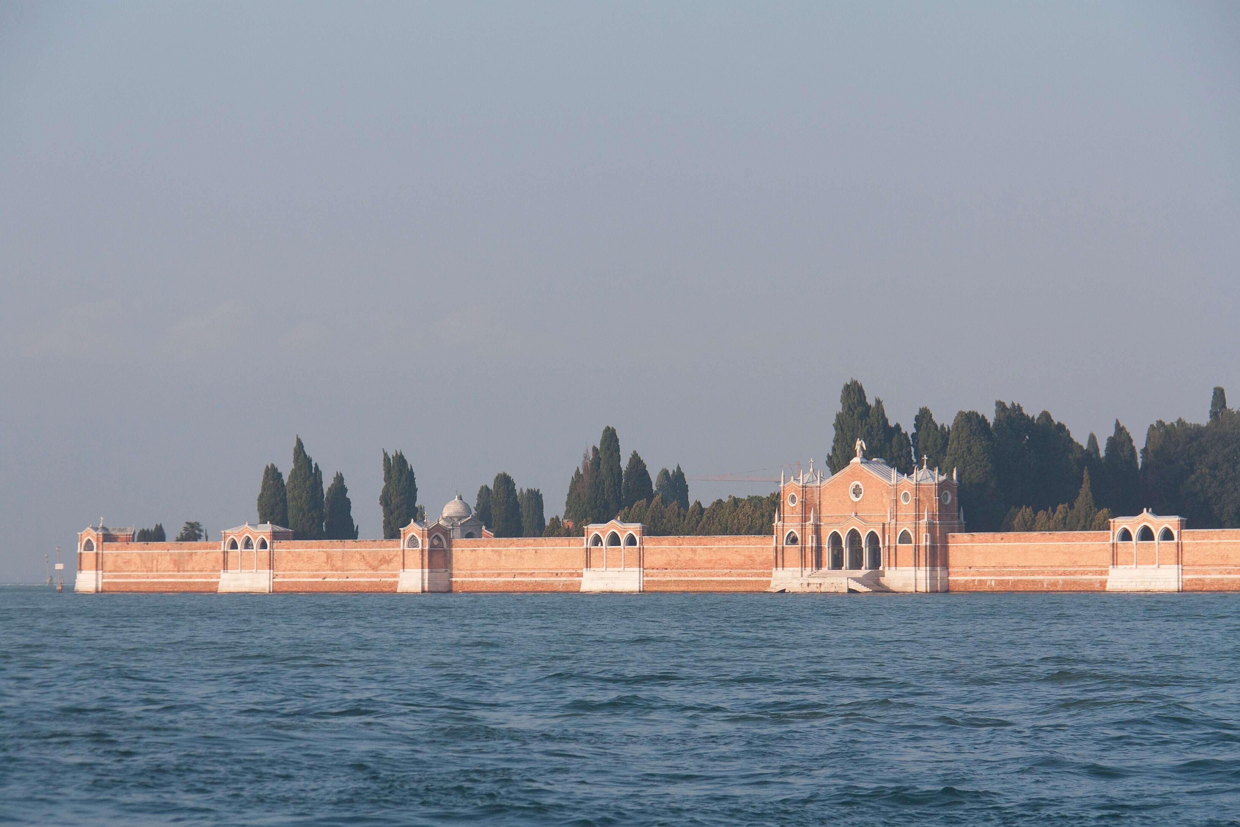 Ile et cimetière San Michele