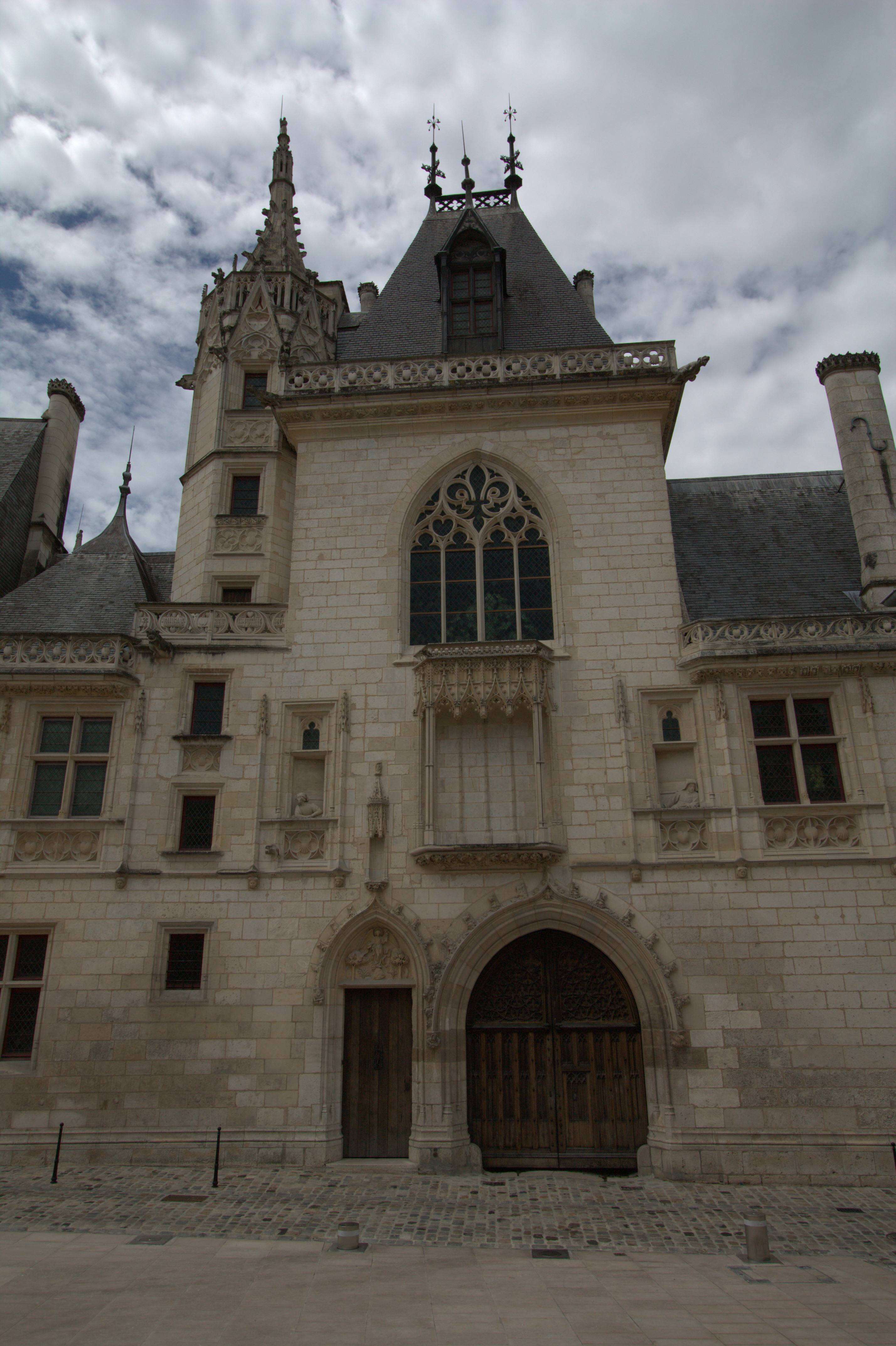 La façade du palais