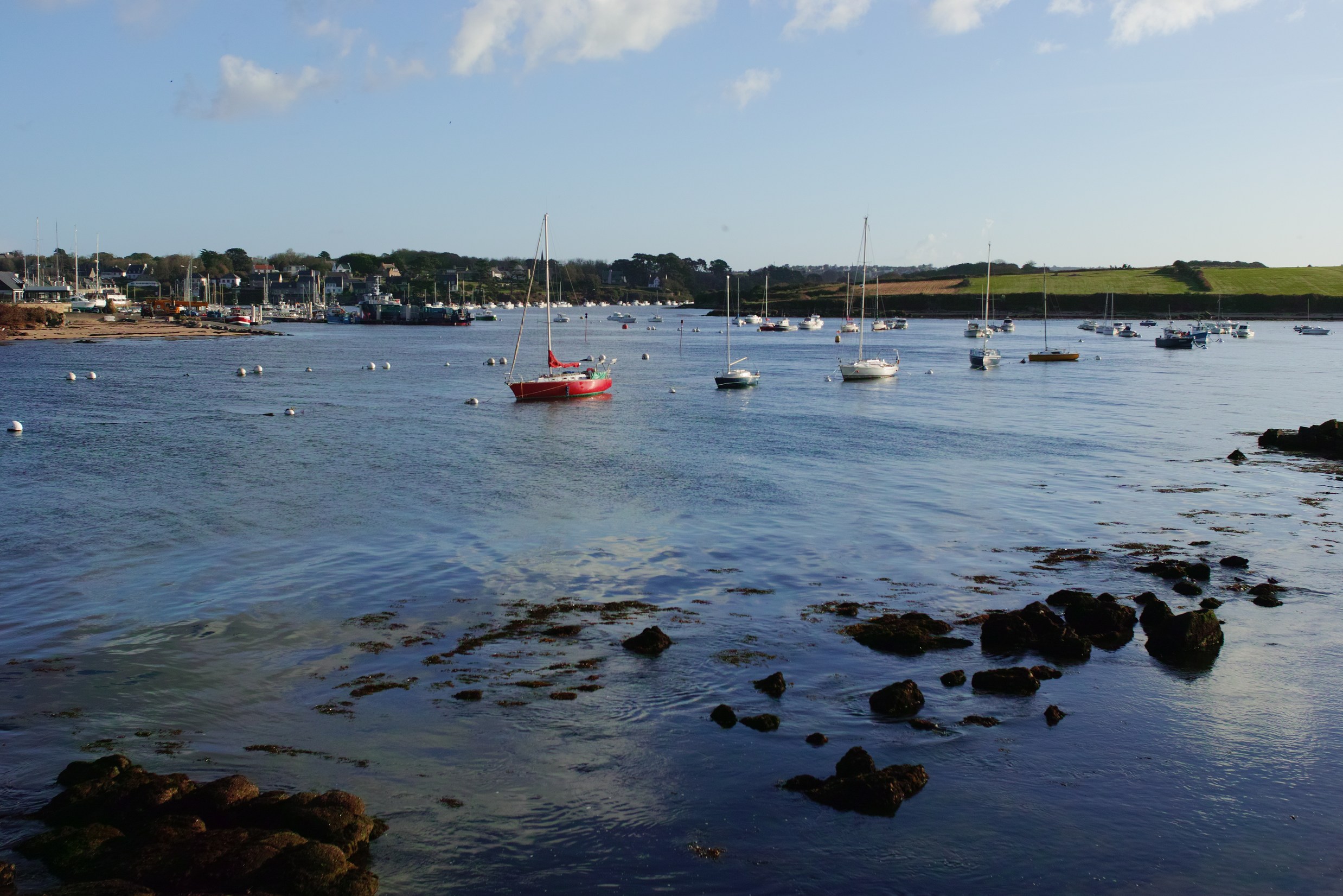 Le port au débouché de l'Aber ildut