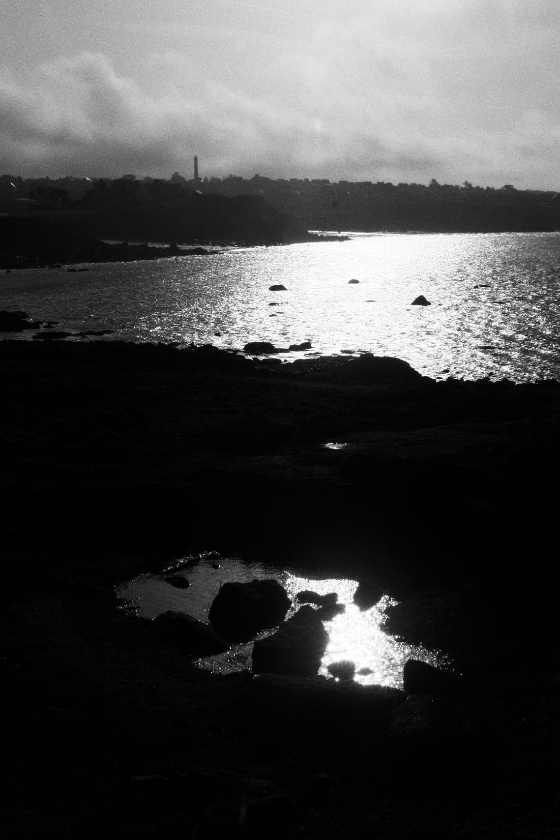Le phare de Trezien vu depuis l'île