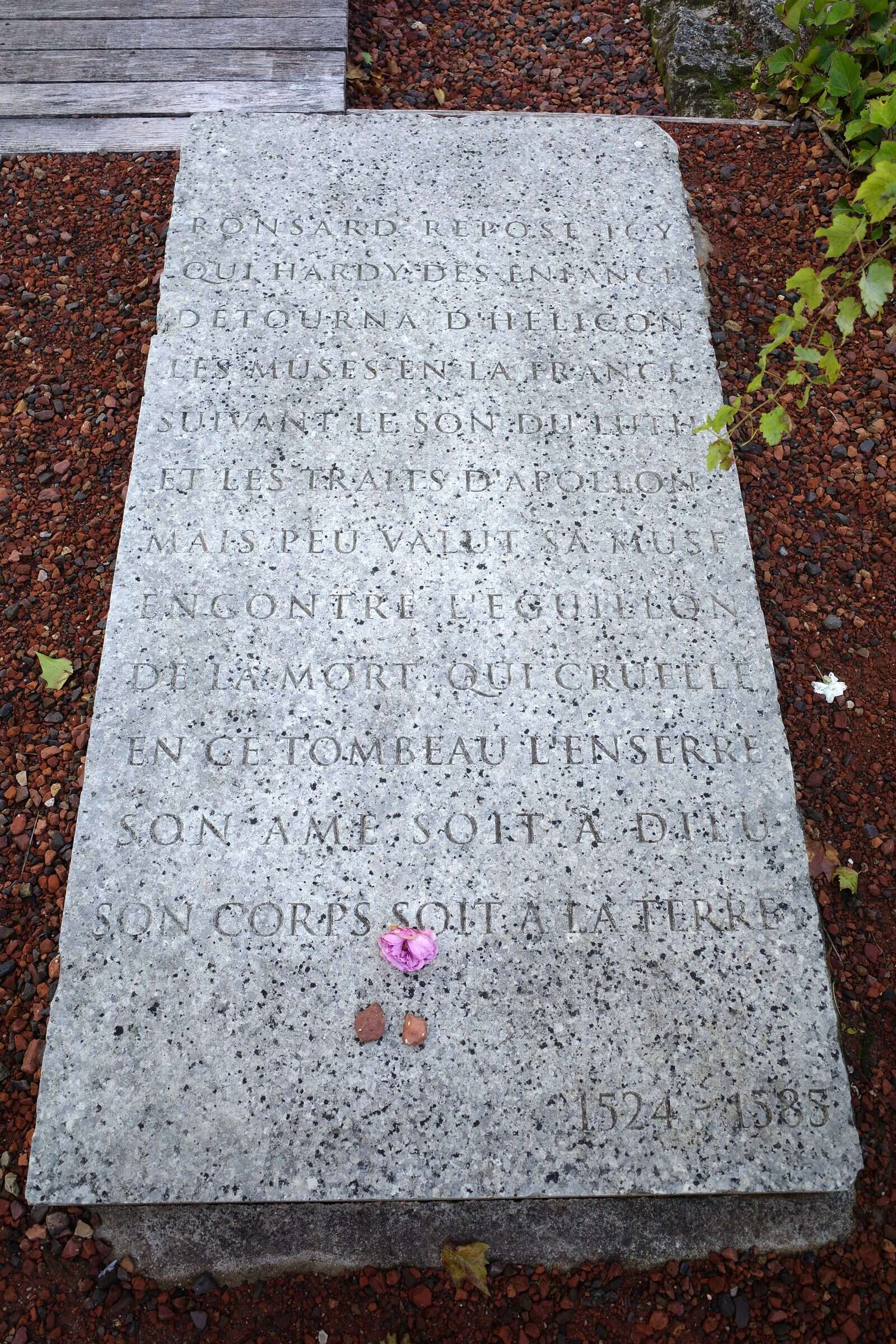 Tombe de Ronsart